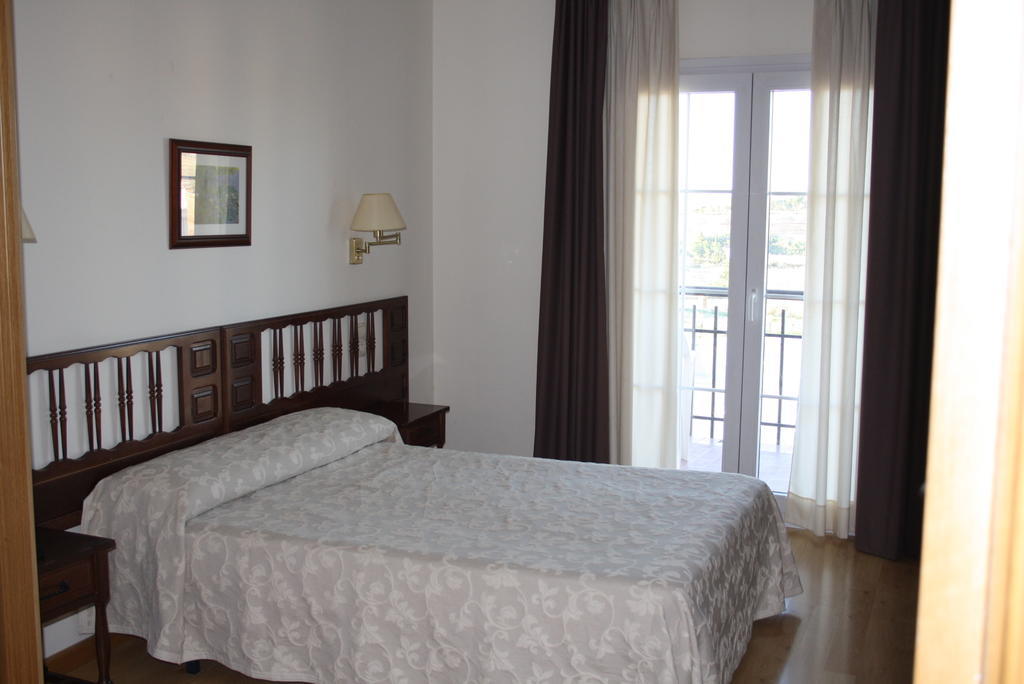 Hotel Mar De Aragon Caspe Cameră foto