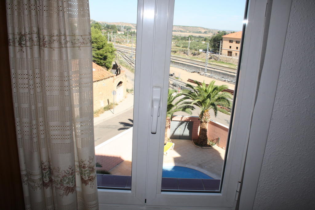 Hotel Mar De Aragon Caspe Cameră foto